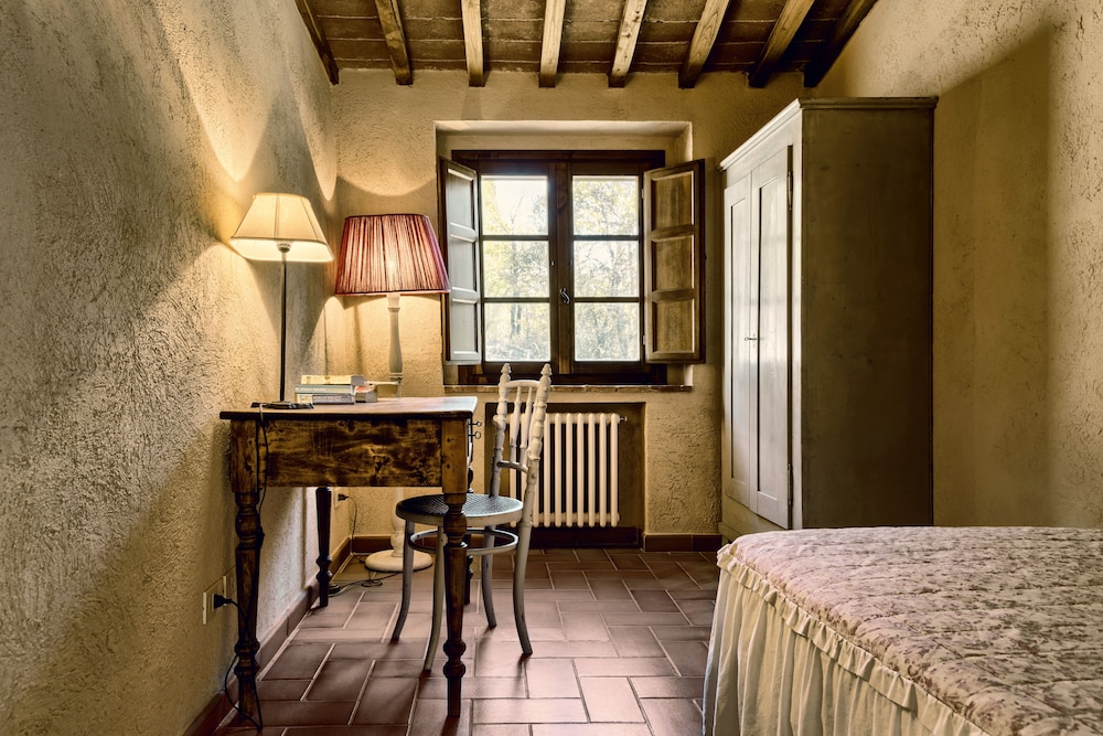 Borgo Di Pietrafitta Relais 43/74