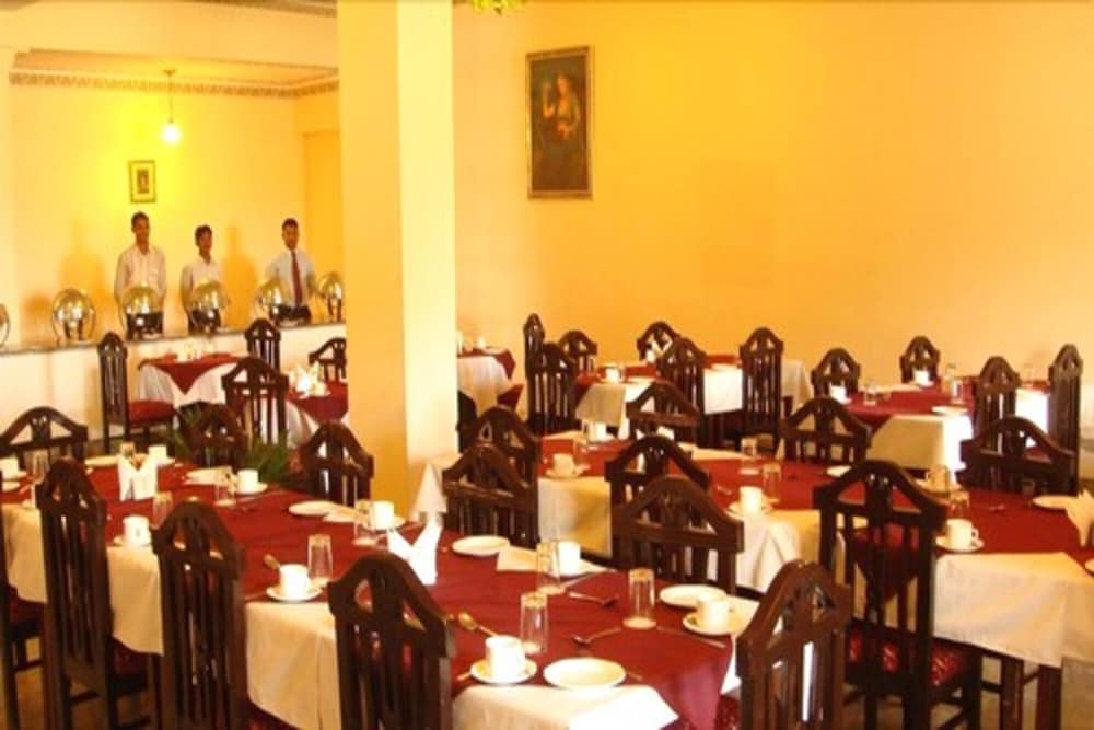 Hotel Satyam Palace 49/56