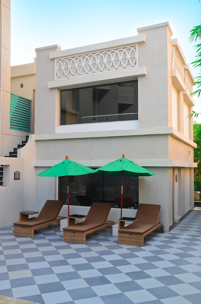 Pramod Convention & Beach Resort 2/46