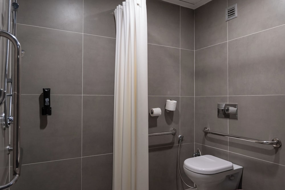 Ibis Sorocaba 49/50