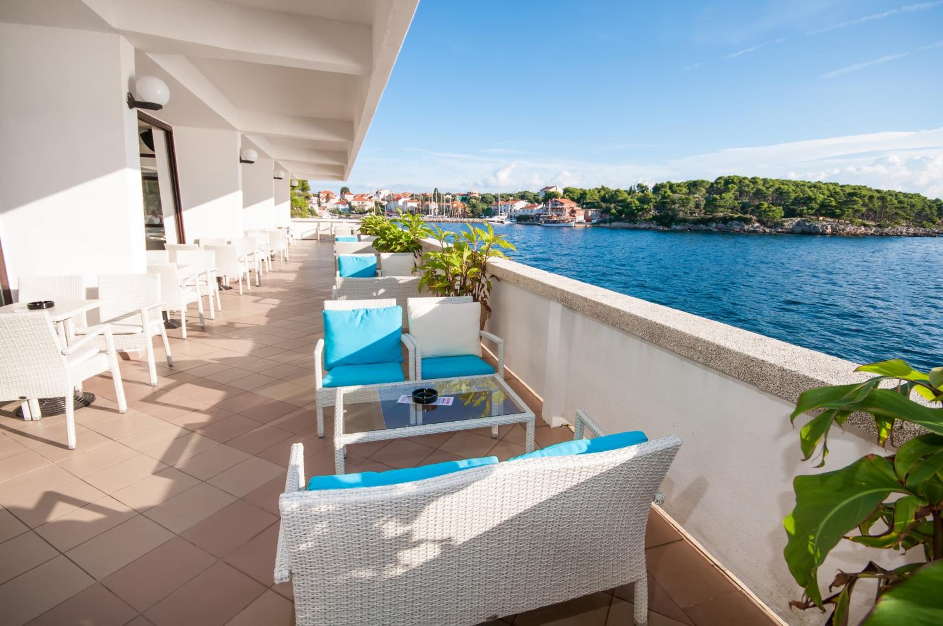 Lavanda Hotel 20/50