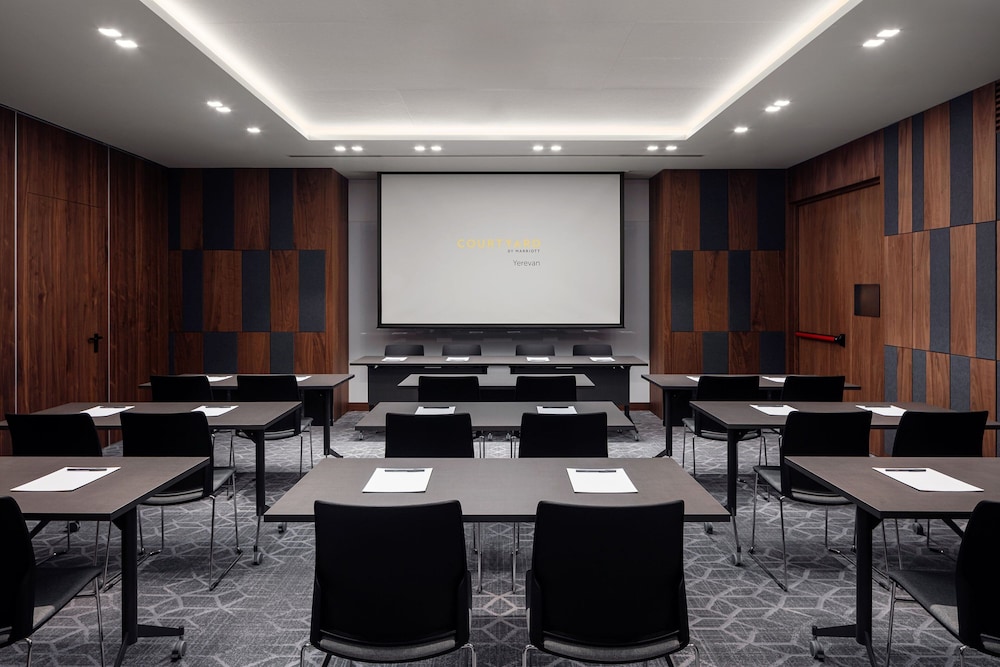 Courtyard by Marriott Yerevan 42/51