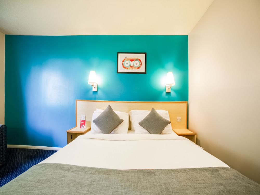 OYO Sunrise Hotel, A46 N Leicester 7/19