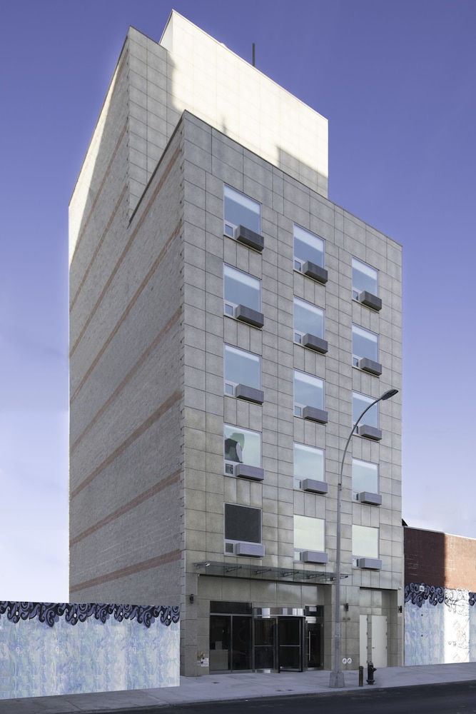 Mayflower Boutique Hotel 1/33