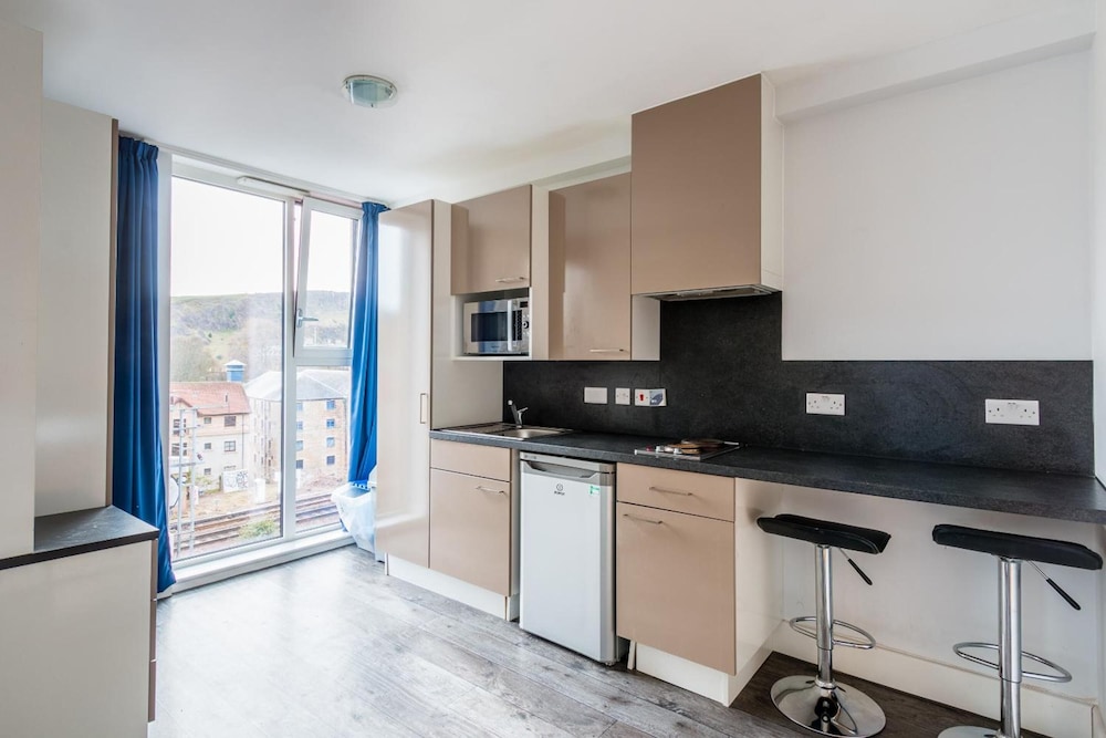 Destiny Student Brae House 45/63