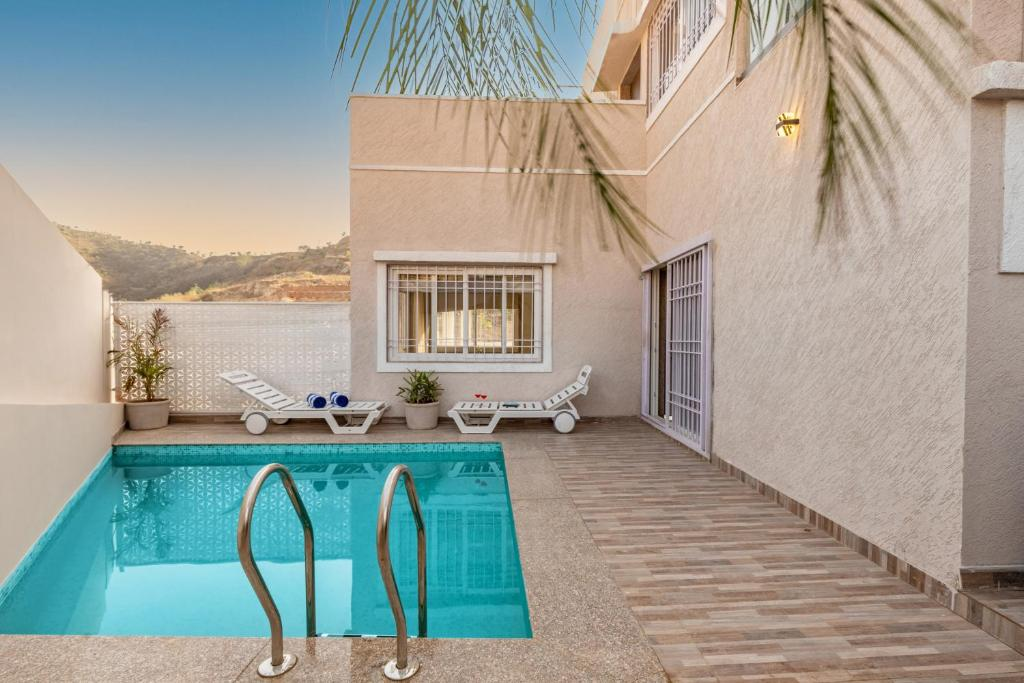 ELIVAAS Luxe 3 BHK with Pvt Pool Shourya Zenna in UDAIPUR