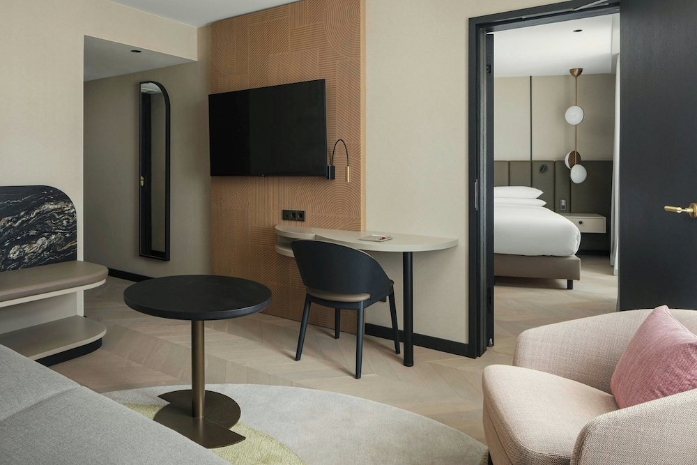 Luxembourg Marriott Hotel Alfa 34/56