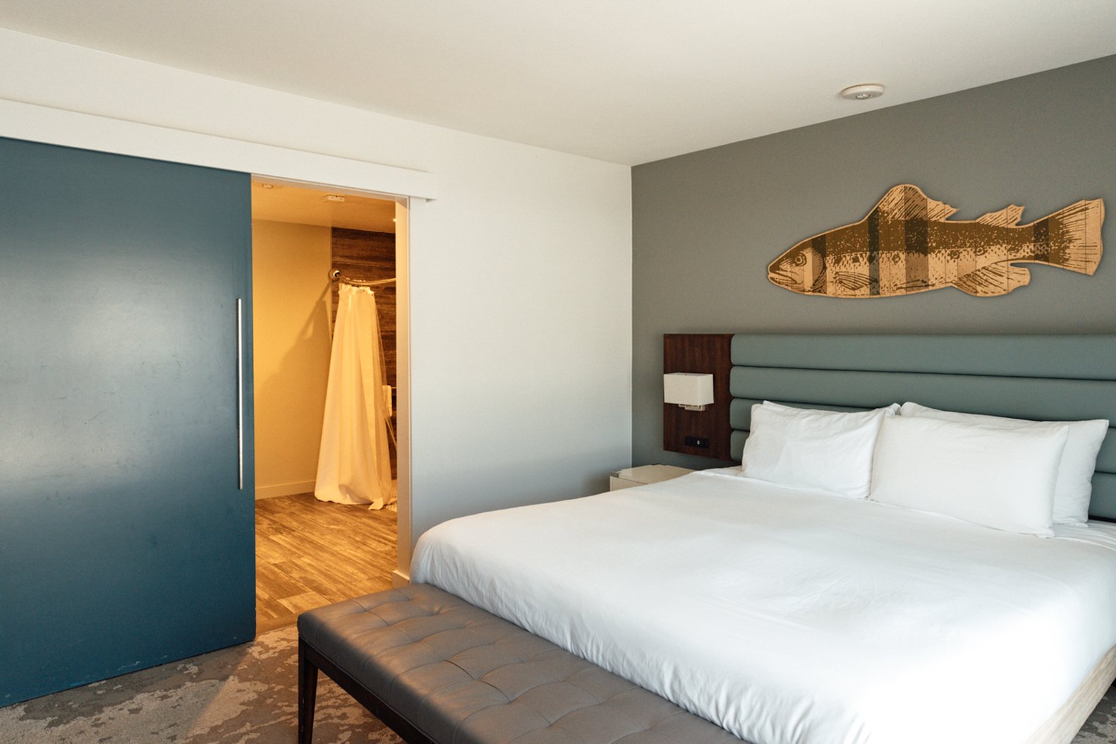 Lakehouse Hotel and Resort 46/100
