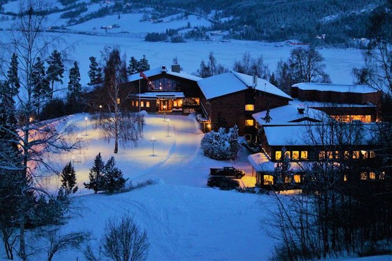 Honne Hotell and Konferansesenter 1/2