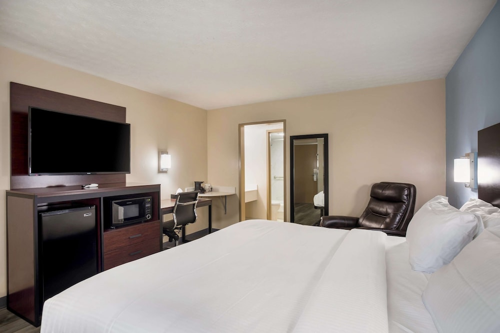 Standard, King Bed