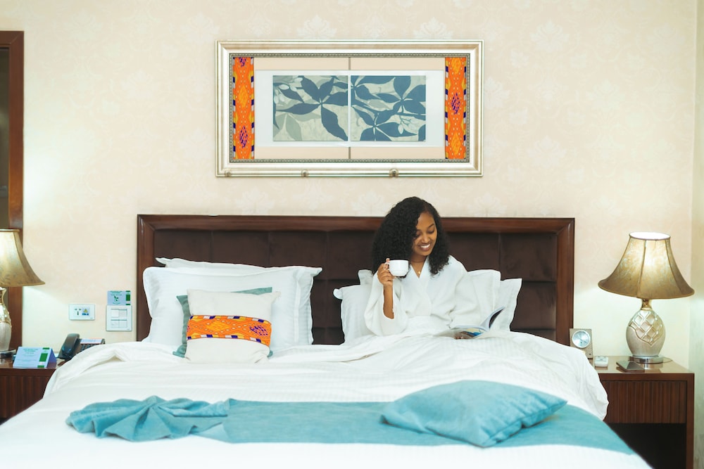 Capital Hotel And Spa 22/76