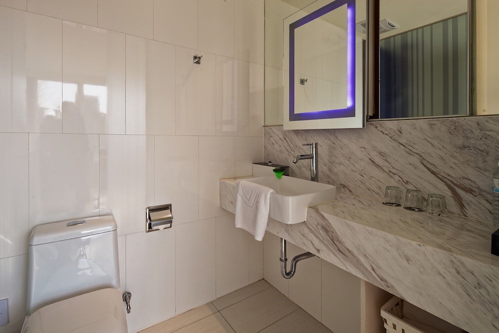 Hotel 7 Taichung 69/71