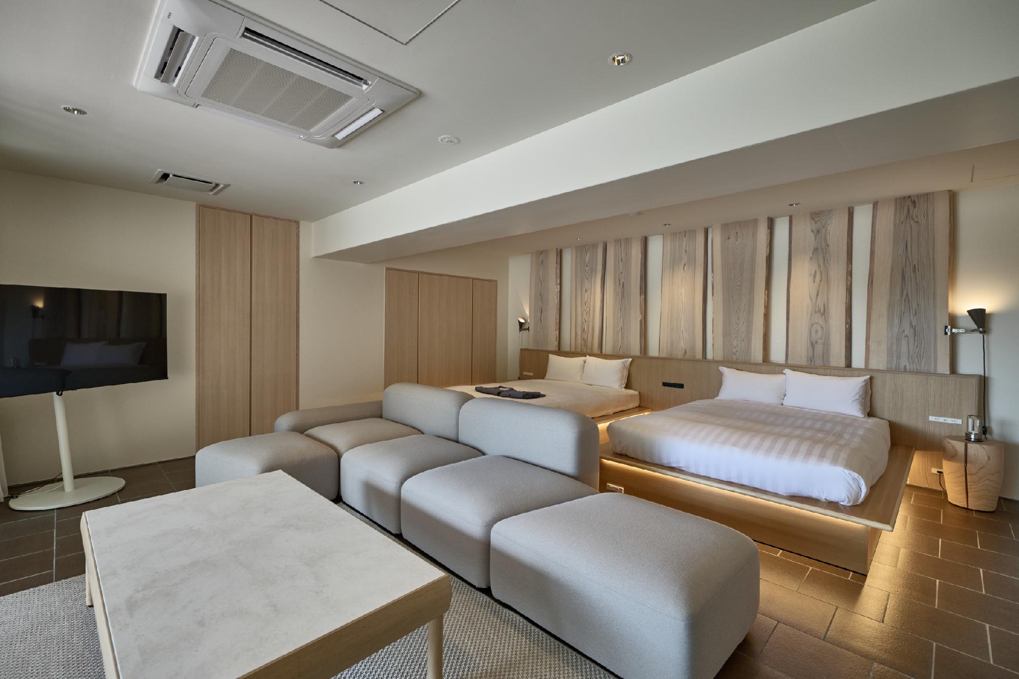 Suite, 2 King Beds, Outdoor Bath