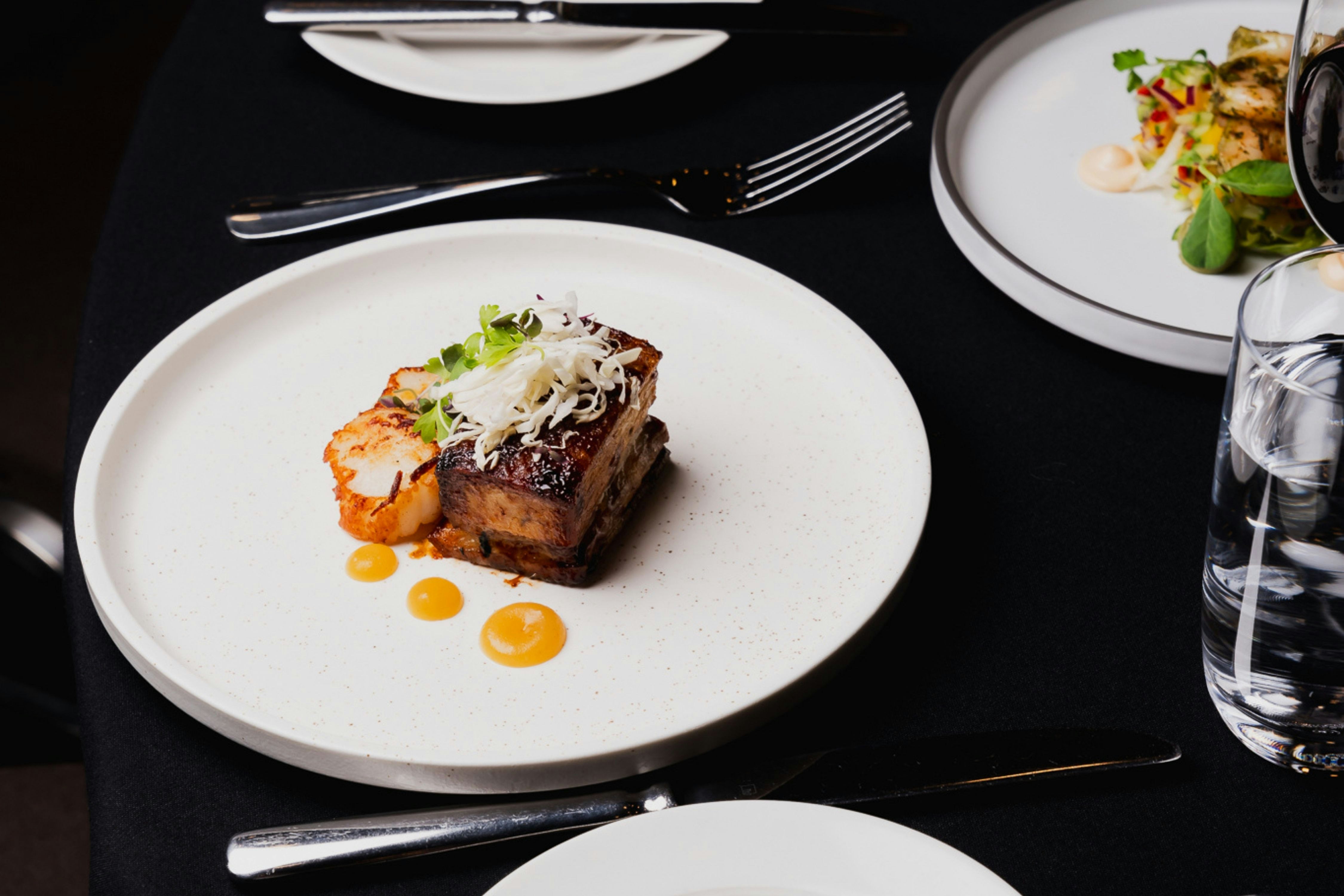 Parmelia Hilton 25/65