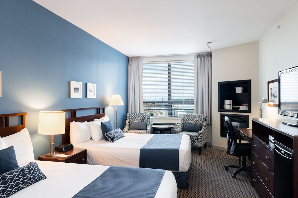 Ocean Promenade Hotel 19/69