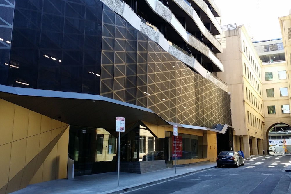 Aura On Flinders Serviced Apartment 72/78