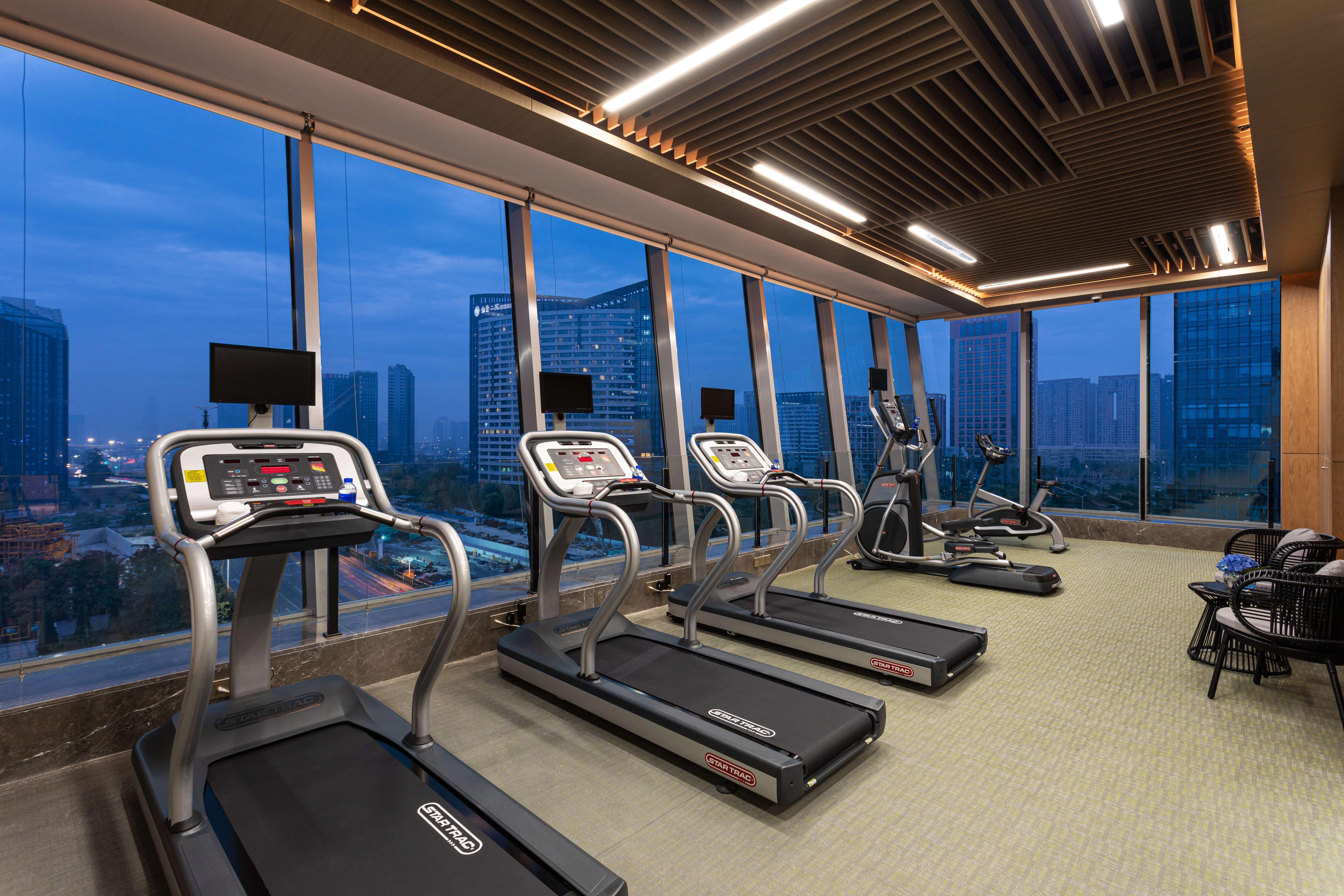 Holiday Inn Hangzhou Binjiang 34/56