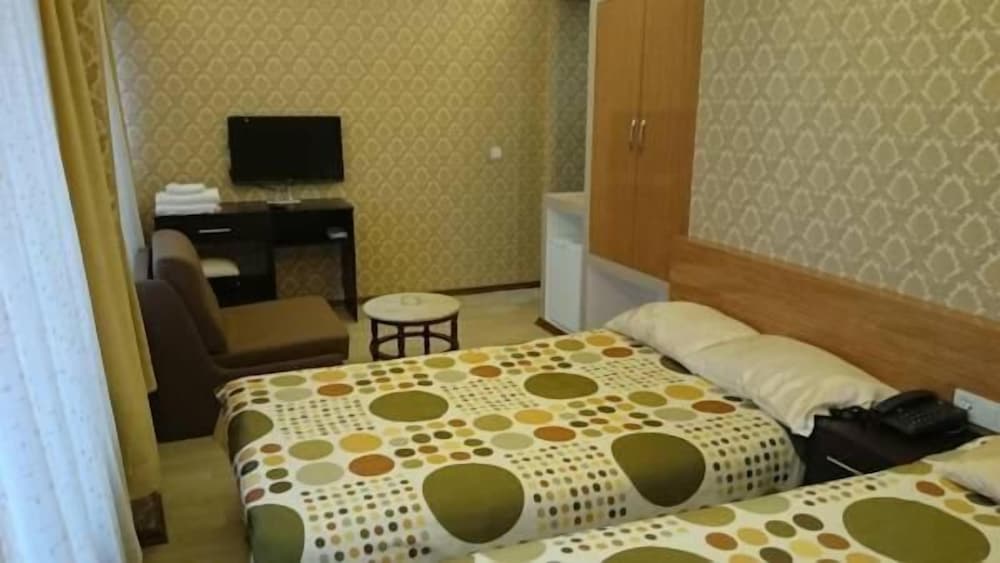 Hotel Caglayan 48/54
