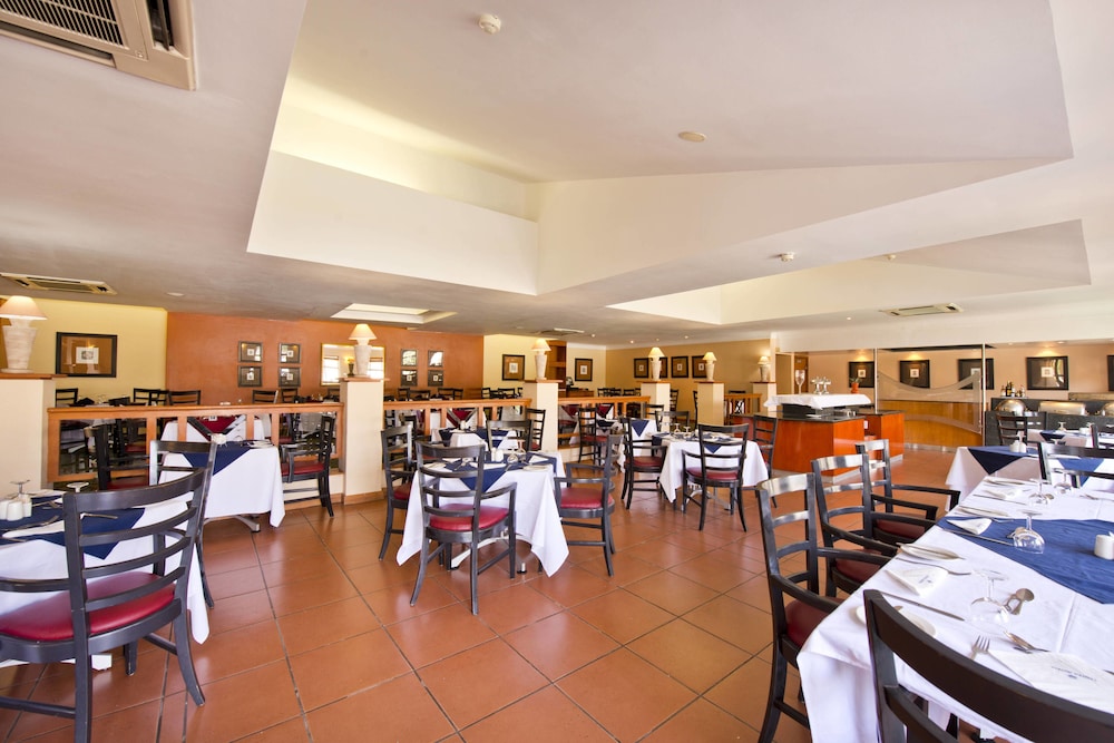 Protea Hotel By Marriott Ondangwa 21/24