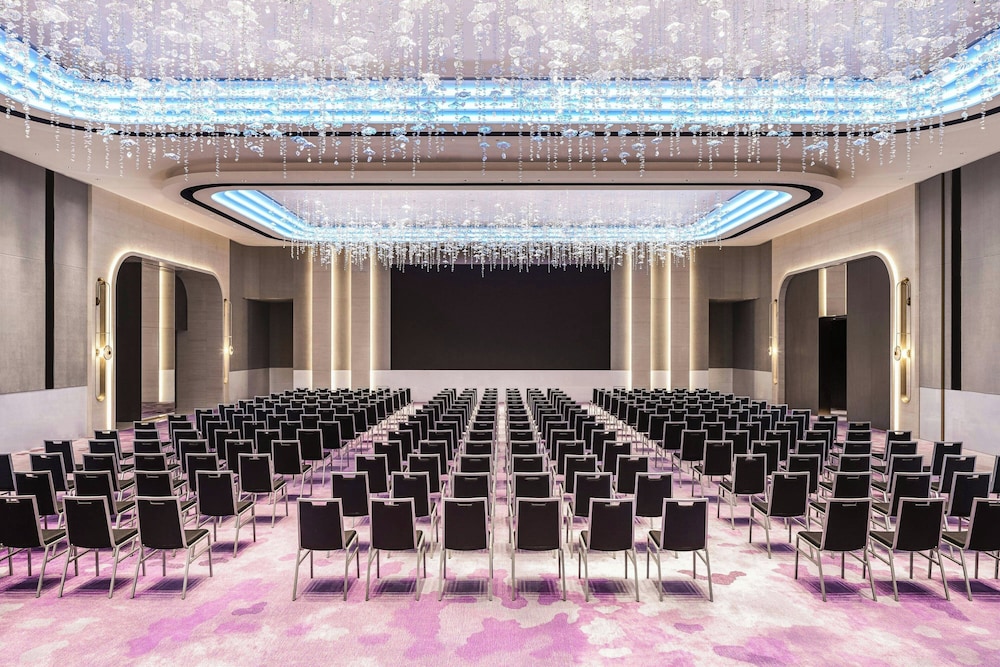 Renaissance Zhuhai Hotel 38/50