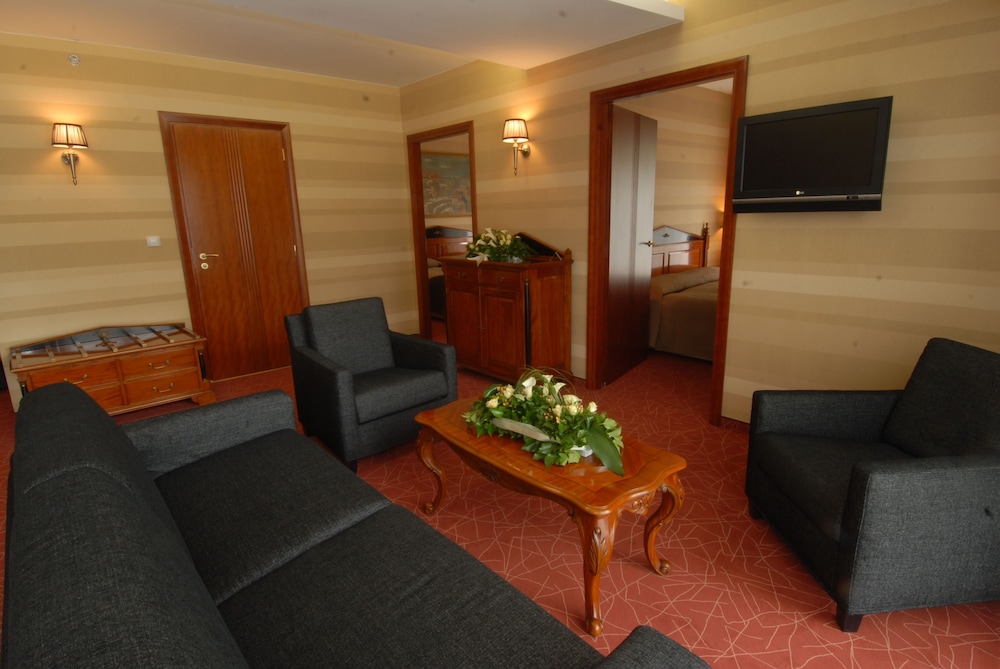 Divinus Hotel 44/71