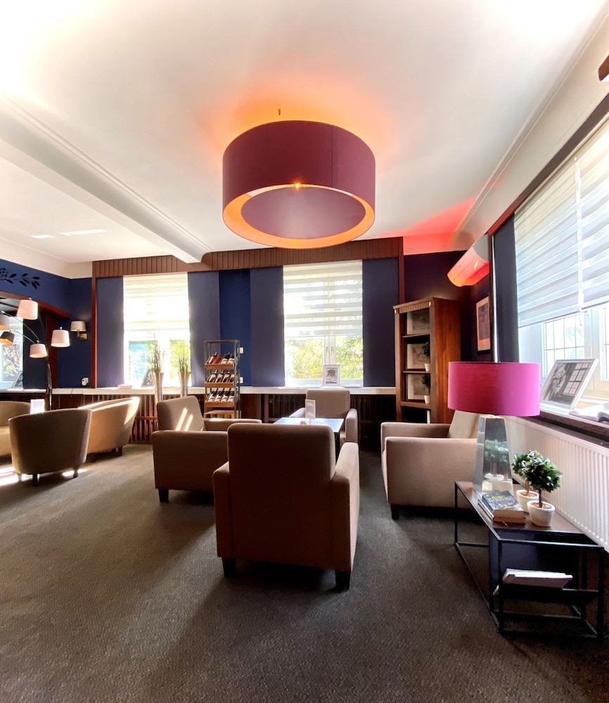 Parkhotel Bielefeld 30/43