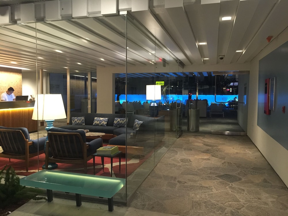 Beverly Laurel Hotel 12/69