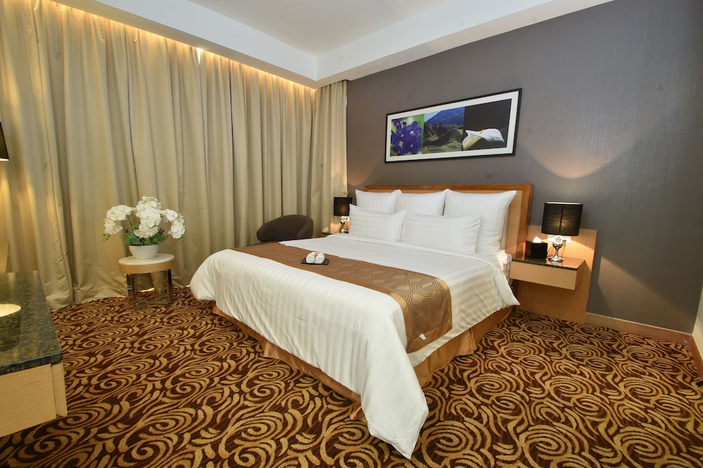 Hotel Tenera Bandar Baru Bangi 32/65