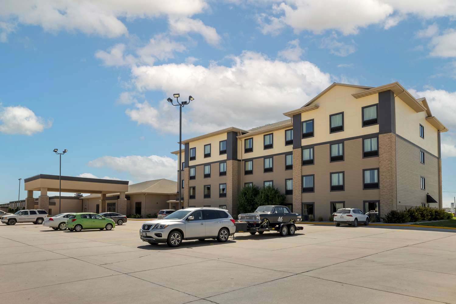 Best Western Plus North Platte Inn Suites 18/18