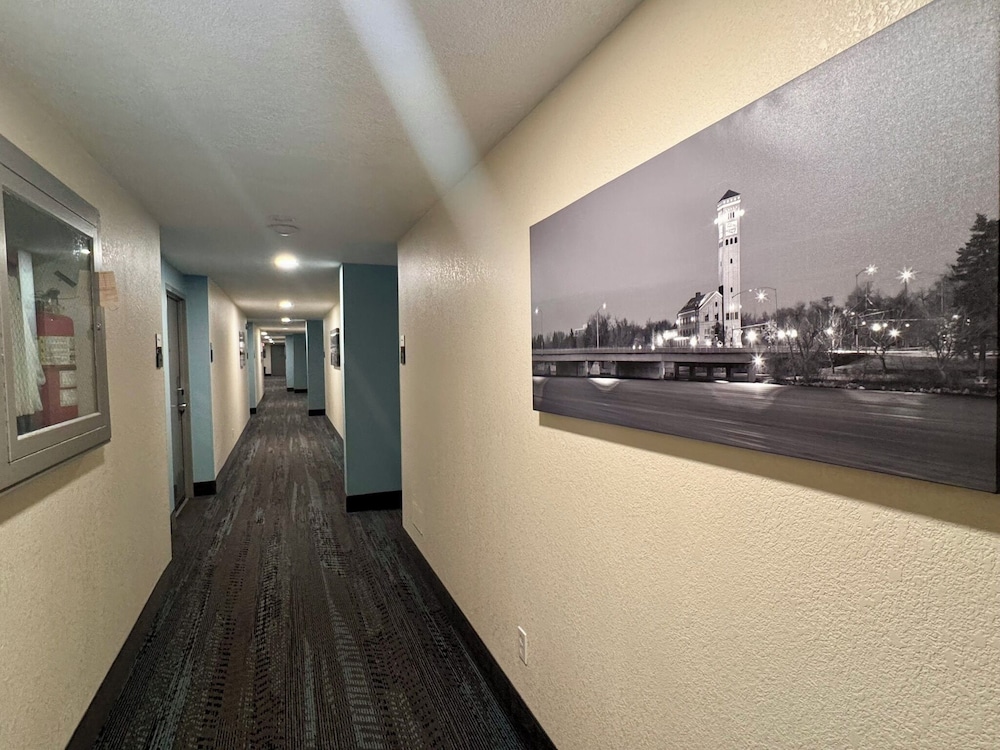 Baymont by Wyndham Great Falls City Center 26/60