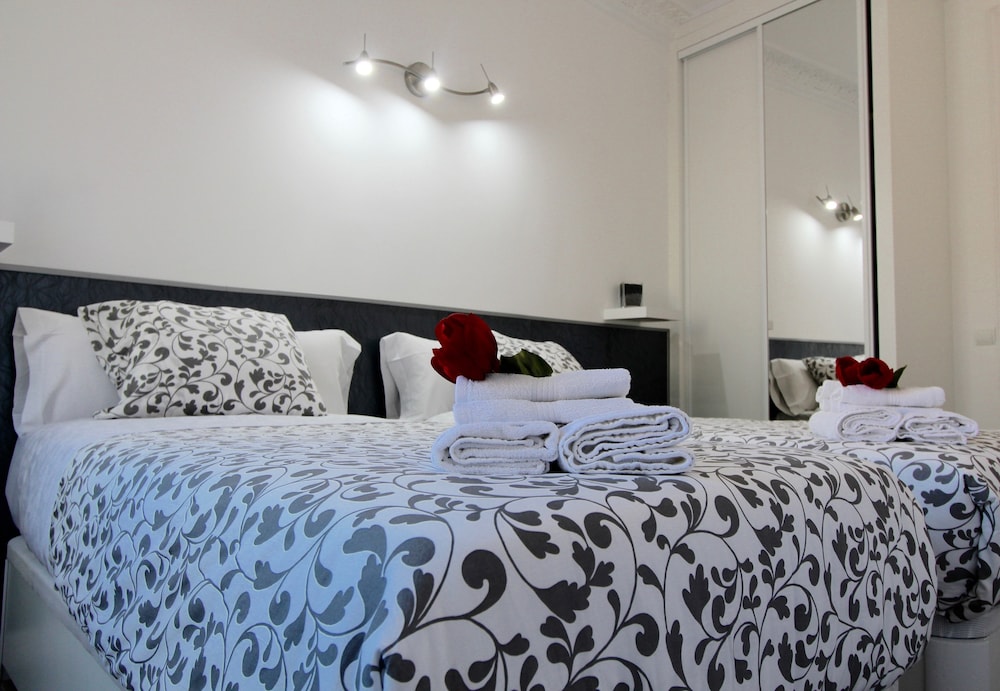 Apartamentos Roisa Centro 17/72