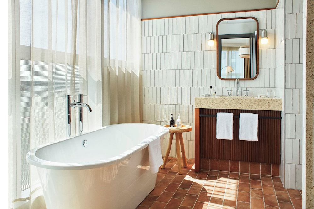 The Hoxton Poblenou 47/50