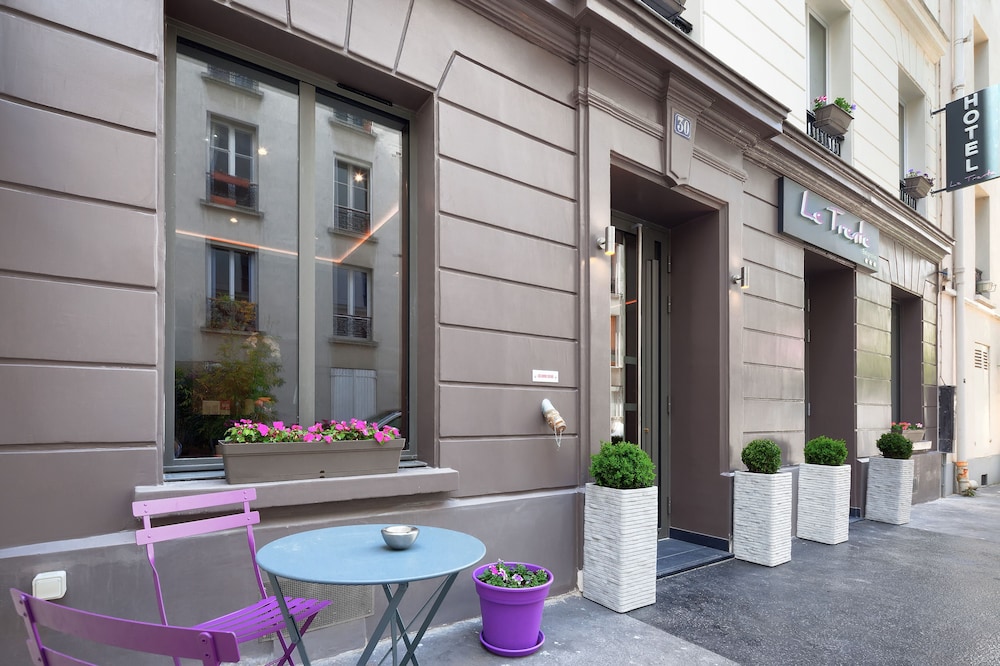 Hotel Le Trente Batignolles 45/48