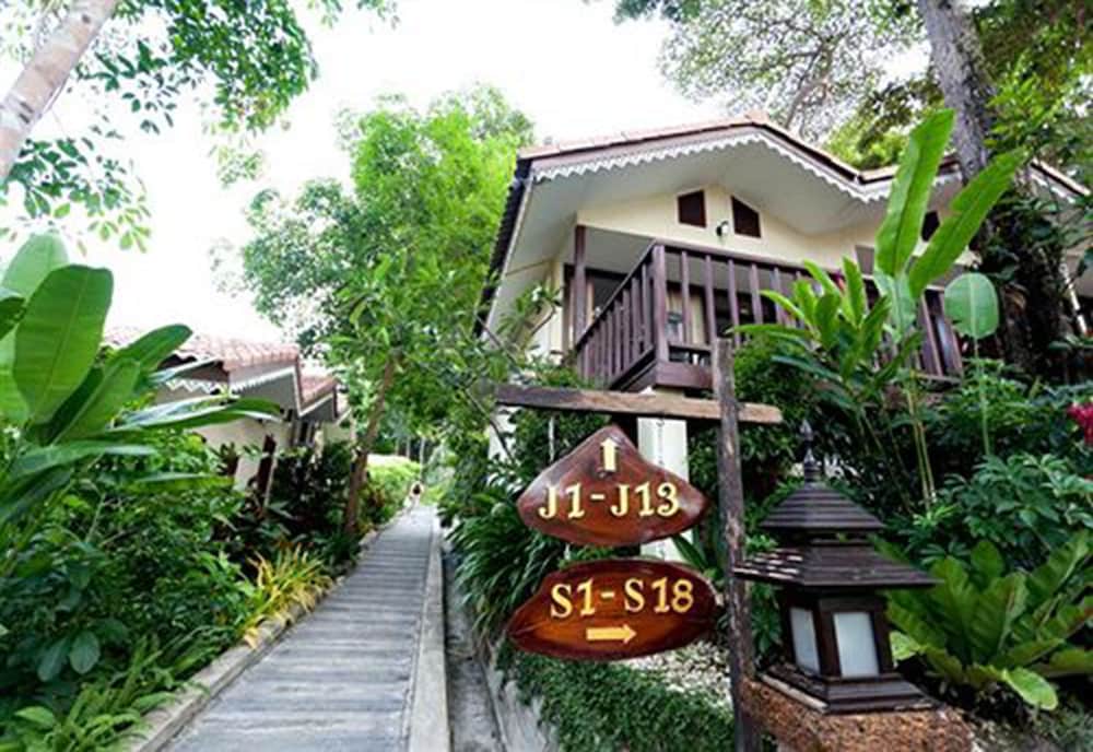 CHANG CLIFF RESORT 9/70