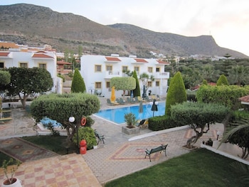 Nikolas Villas Apartments 31/43