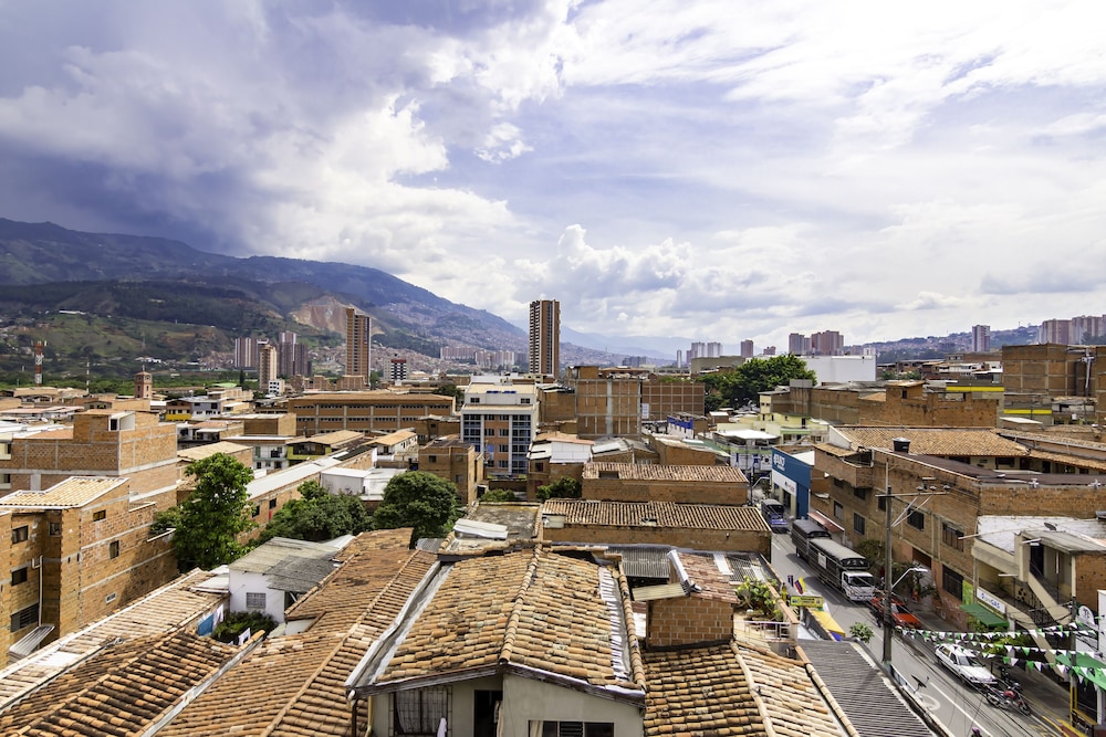 AYENDA 1250 PERLATTO 33/49