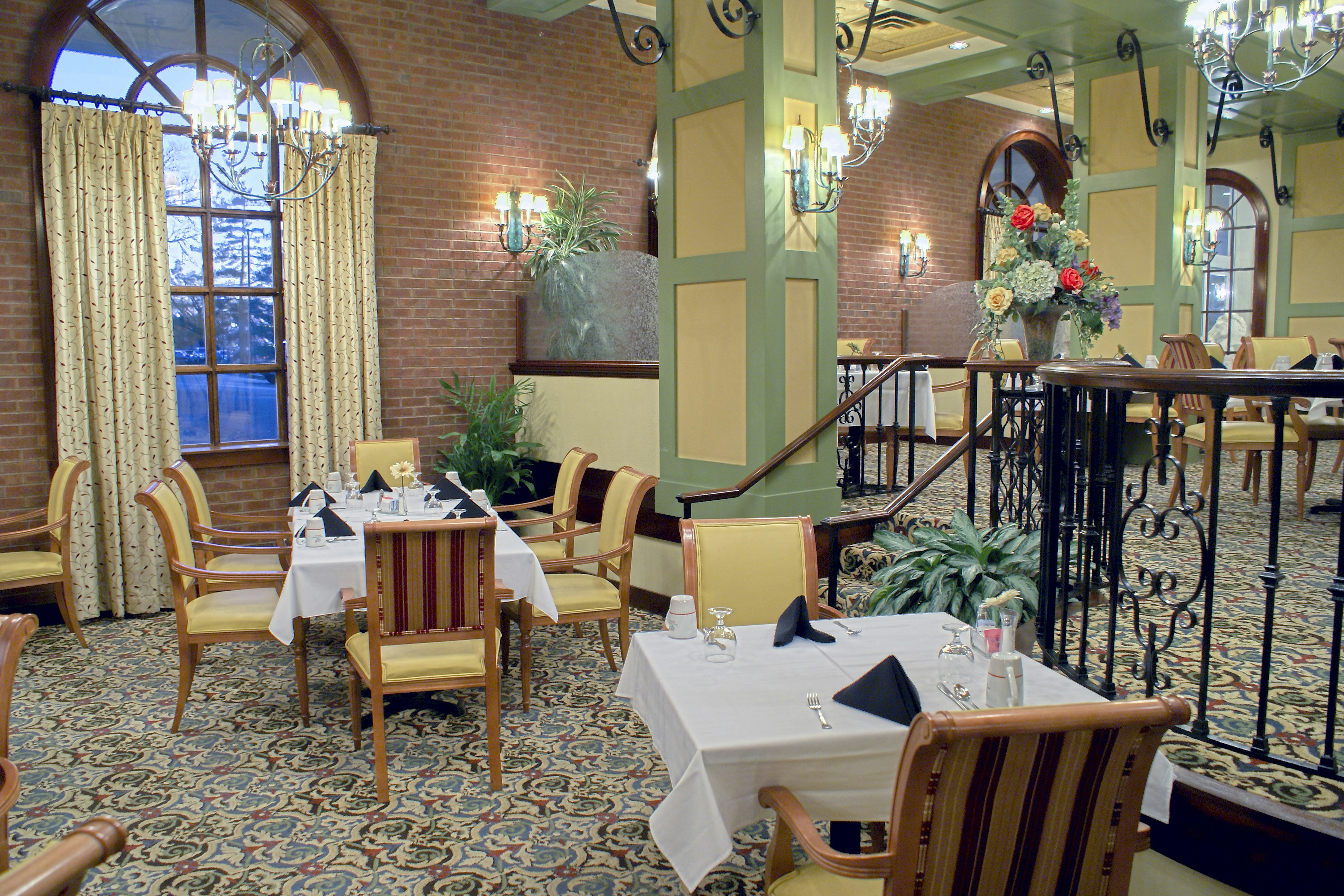 Doubletree Suites By Hilton Lexington 64/78