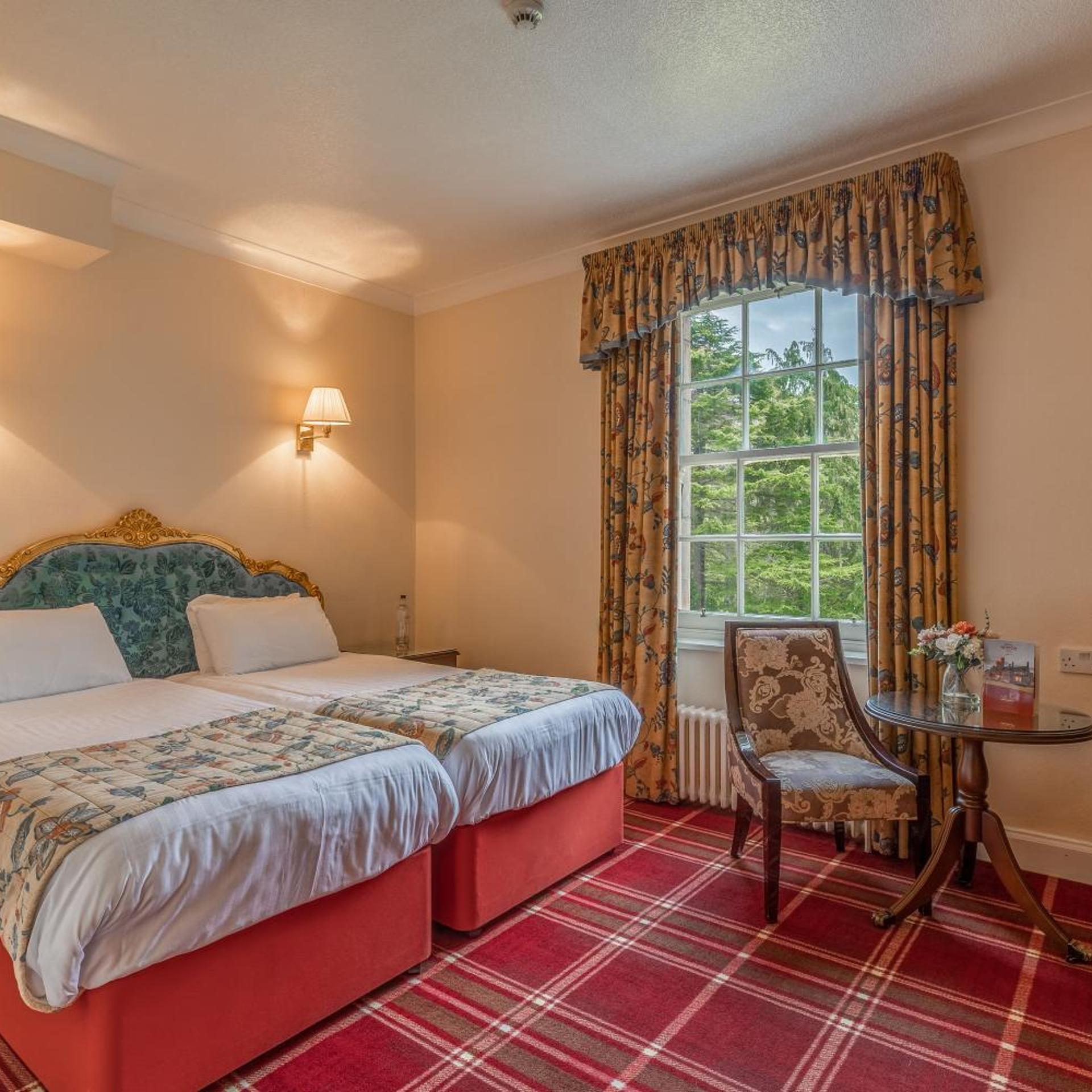 Room, Twin Beds