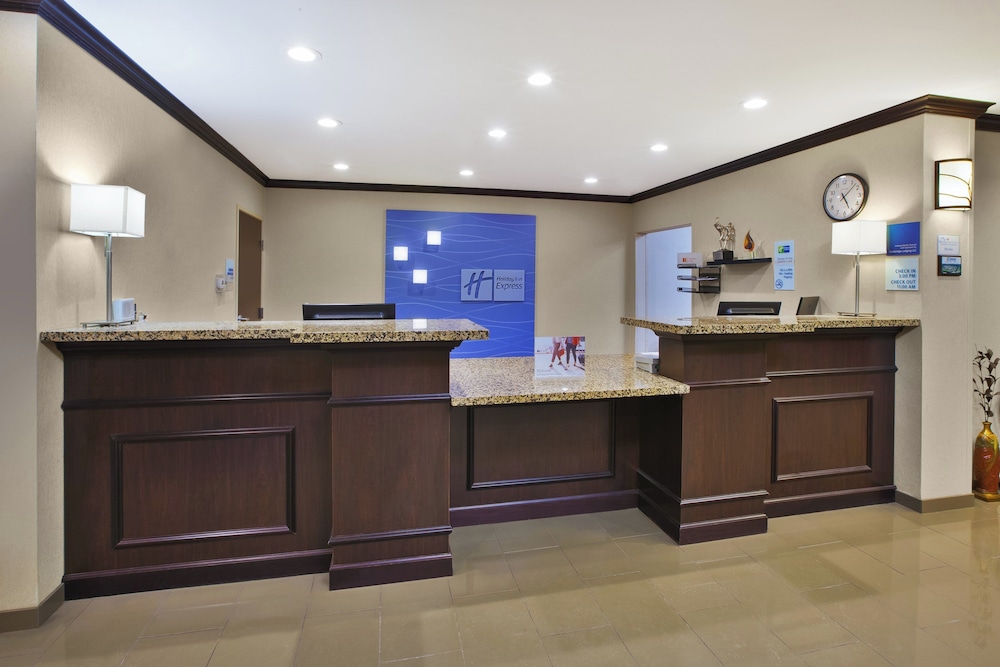 Holiday Inn Express Suites Washington Meadow Lands 6/70