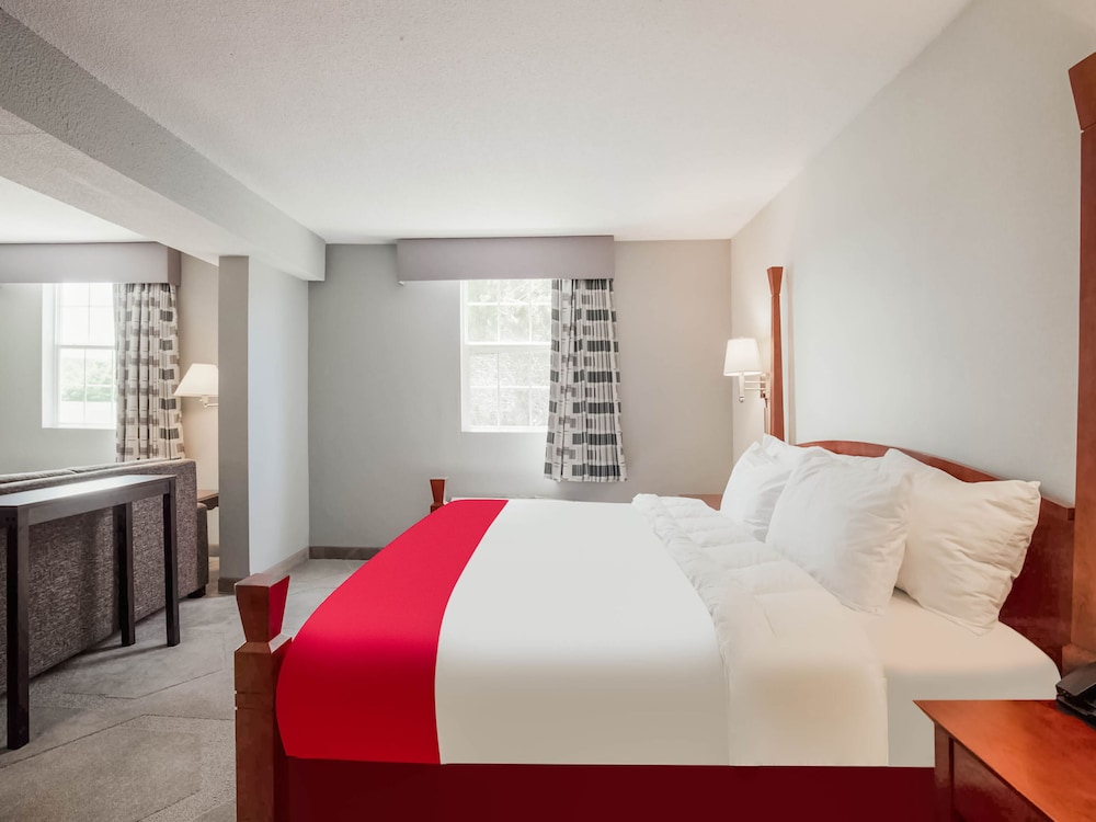 Days Inn by Wyndham Conneaut 32/47