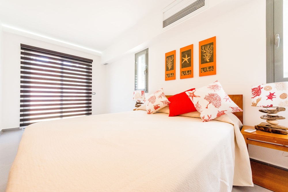Aligio Aparthotel and Spa Playa Poppy 12/50