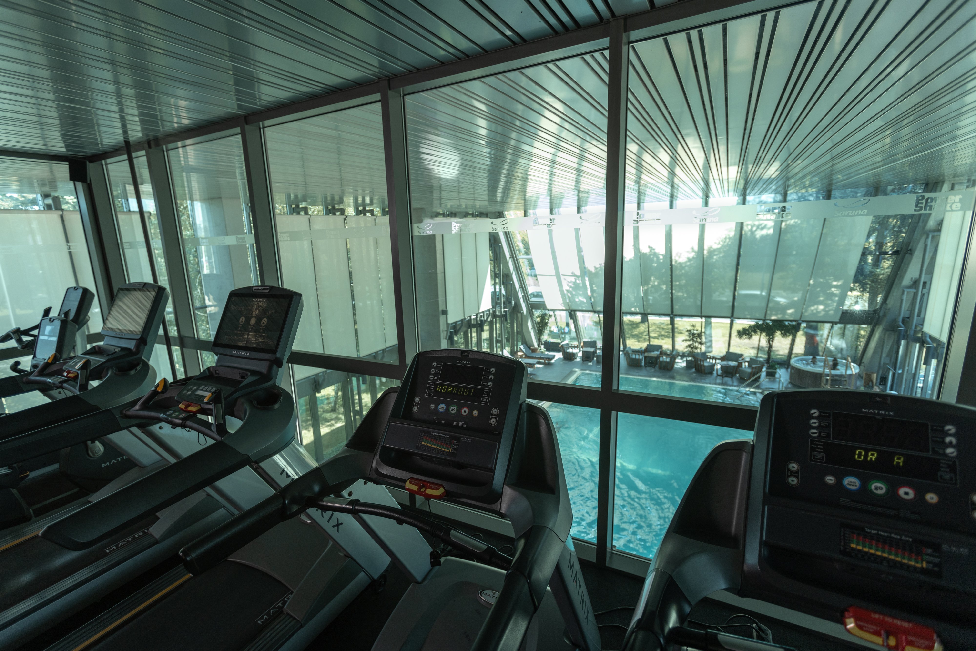 Crowne Plaza Belgrade 42/85