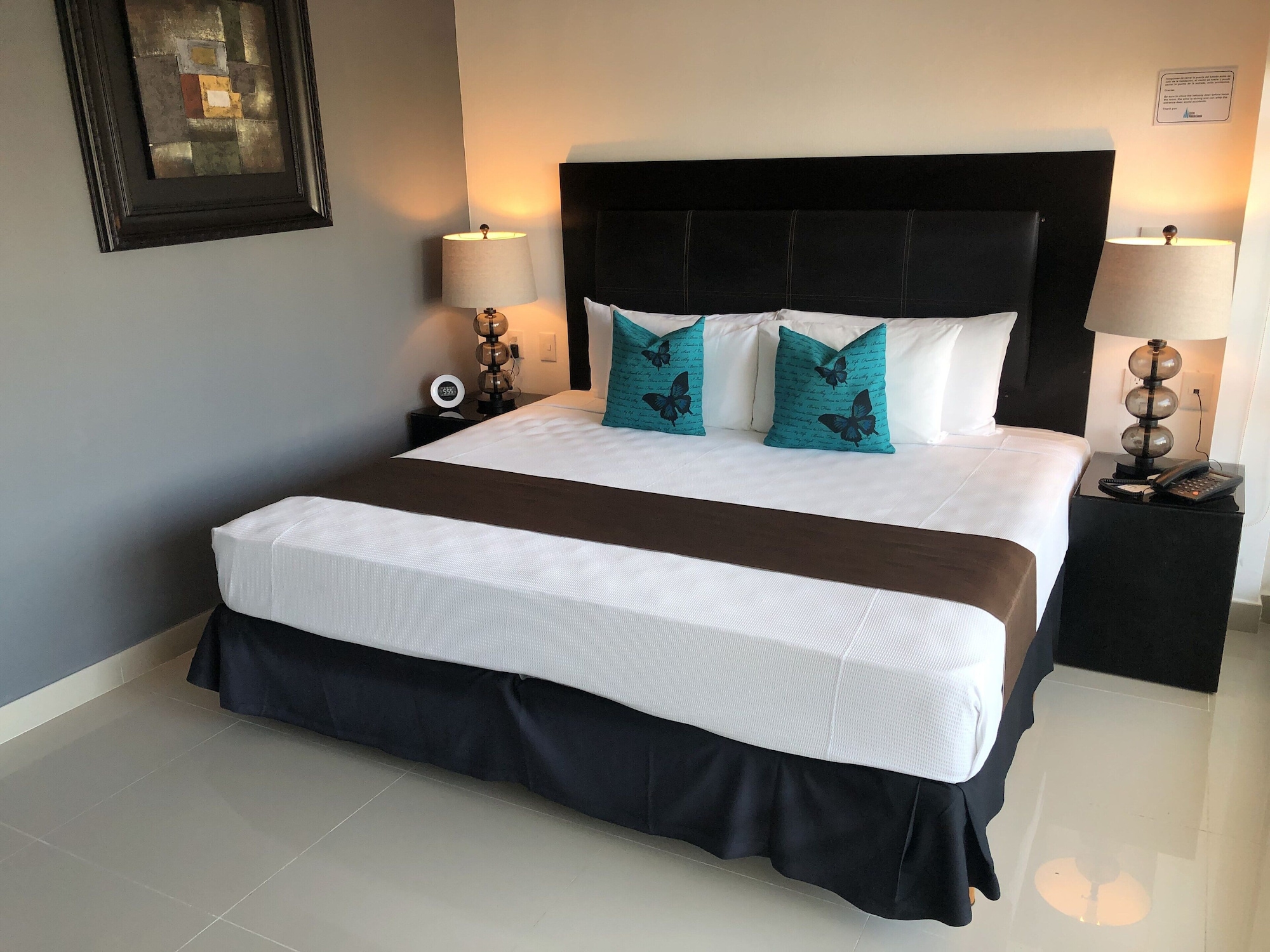 LUXURY, KING BED, SEA VIEW, HOT TUB
