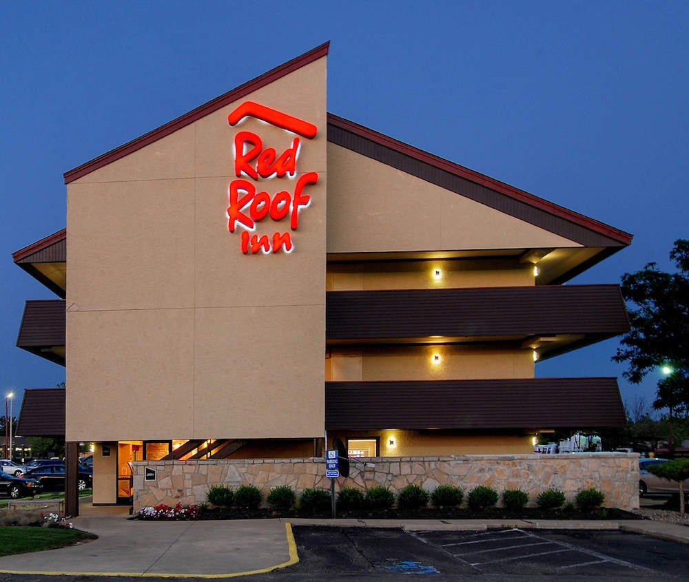 Red Roof Inn Akron South 5/24