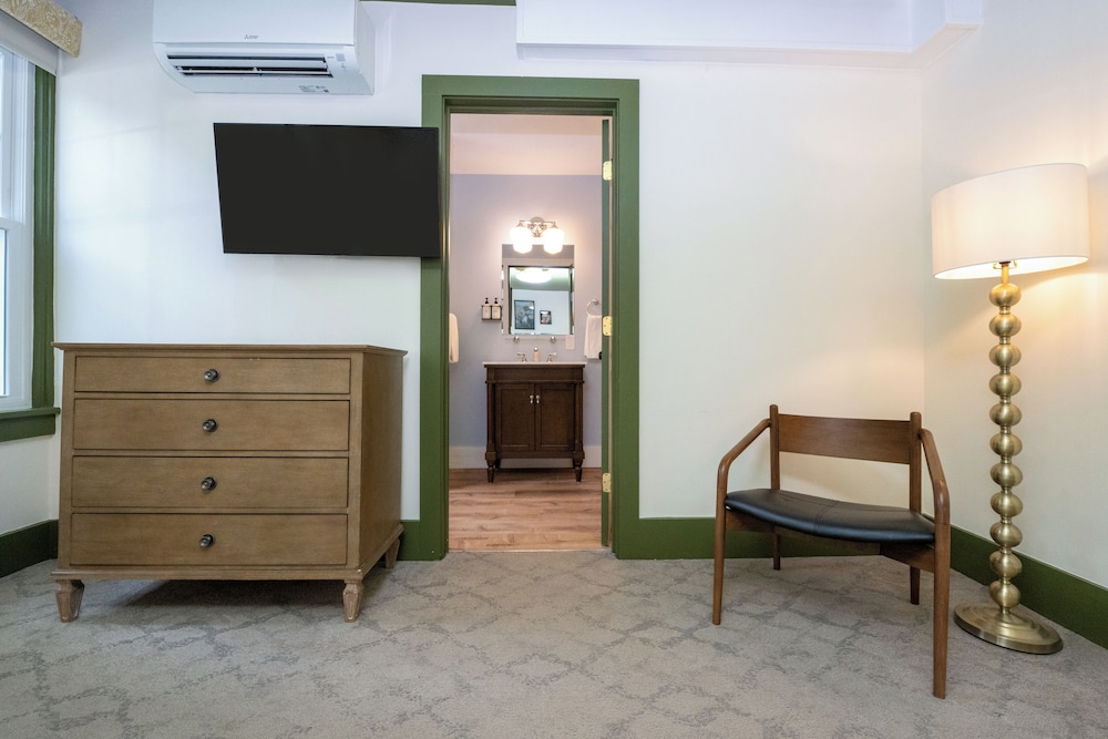 Rookwood Inn 45/50