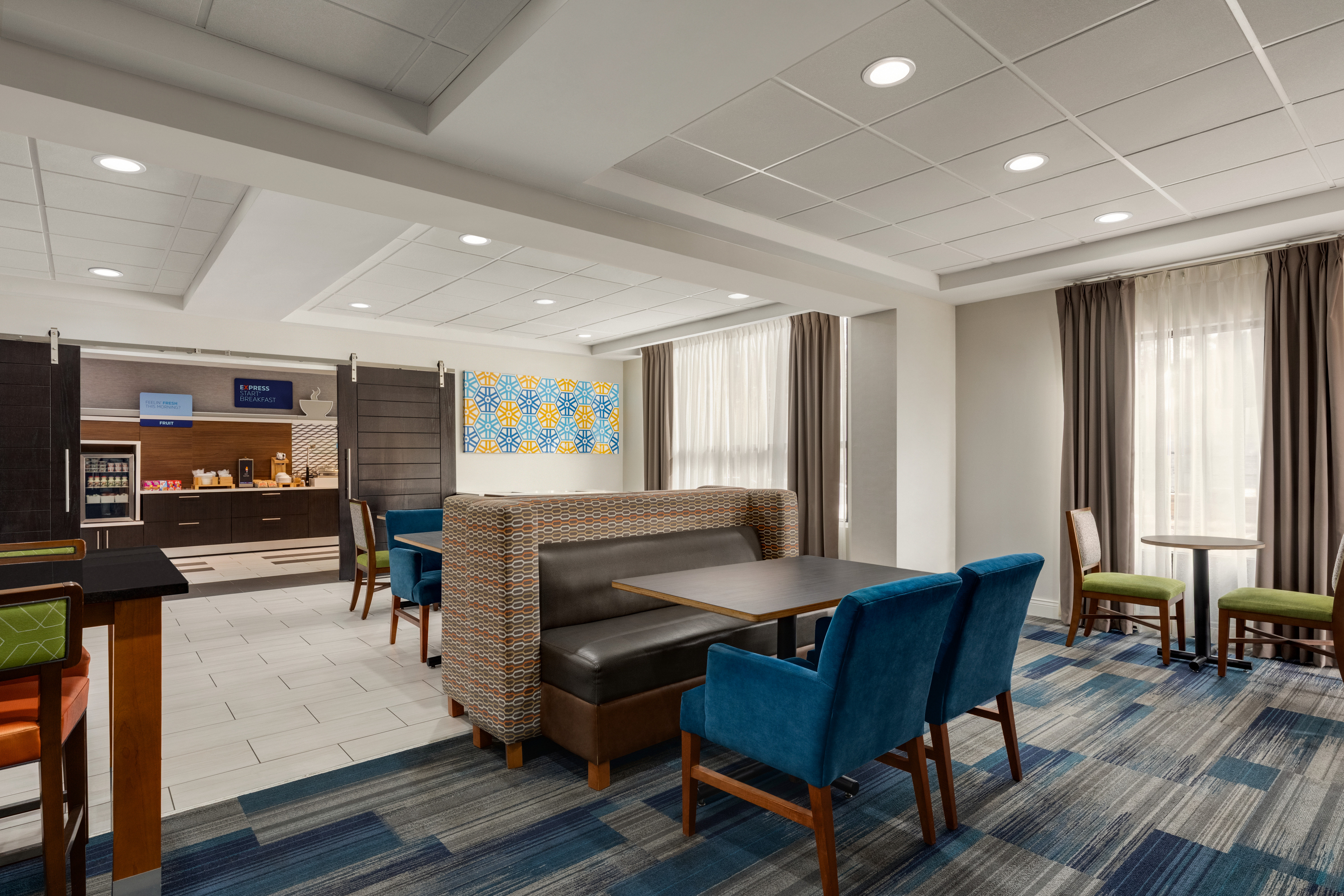 Holiday Inn Express Hotel Suites Atlanta-Cumming 23/31