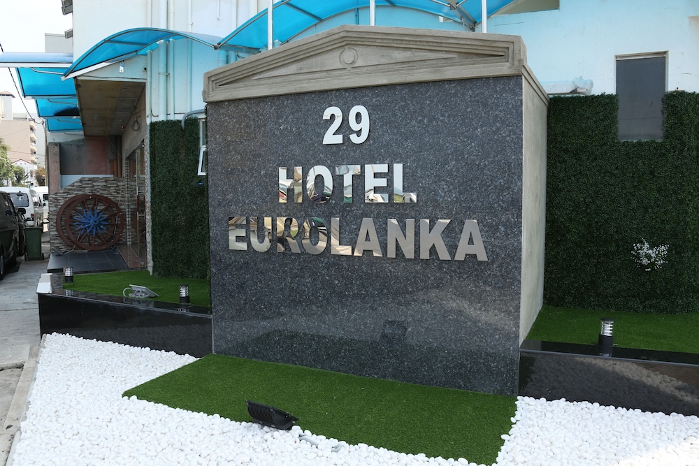 Euro Lanka Hotel 4/51