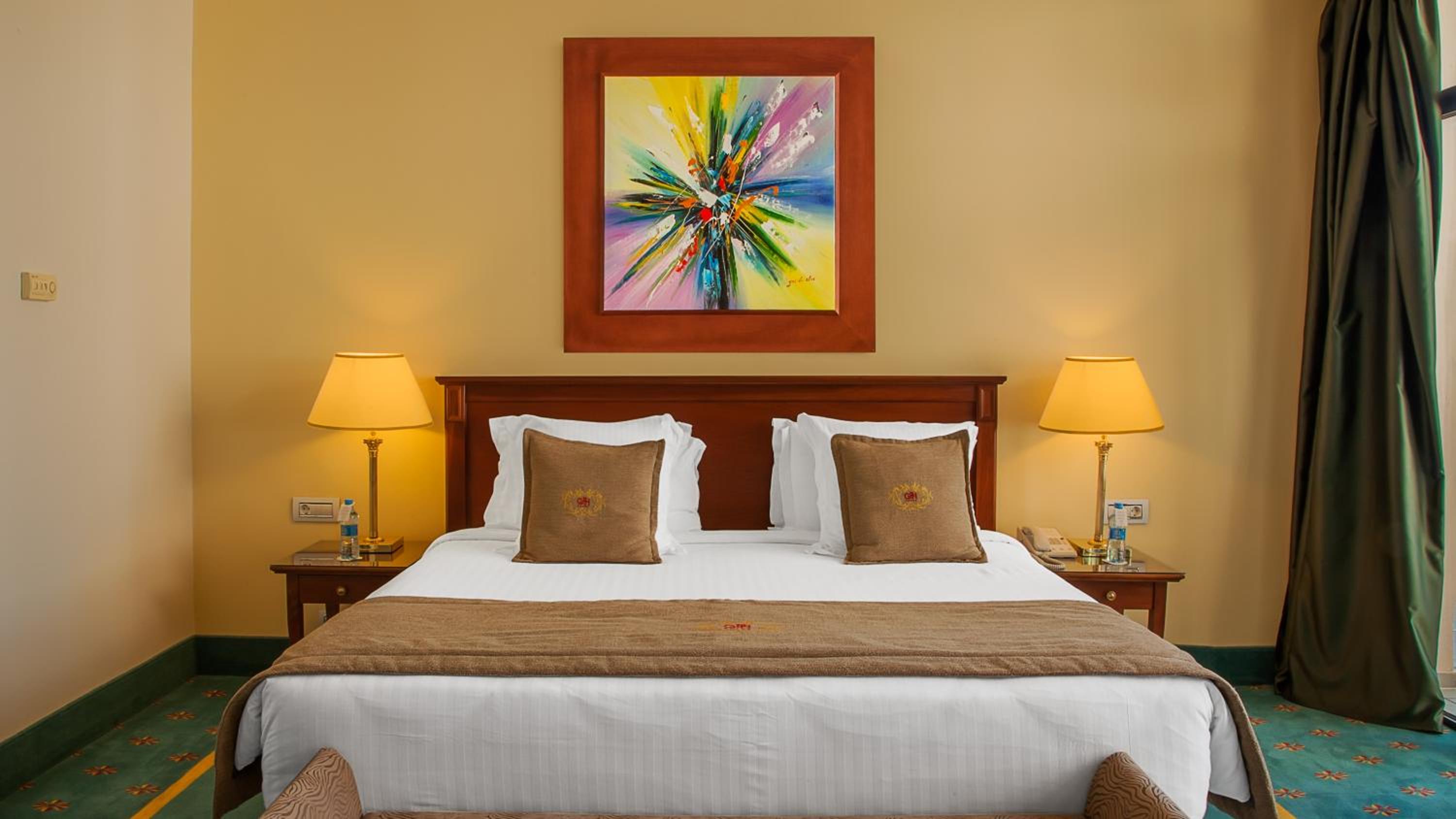 Superior, Double Bed, Pool and Sea View