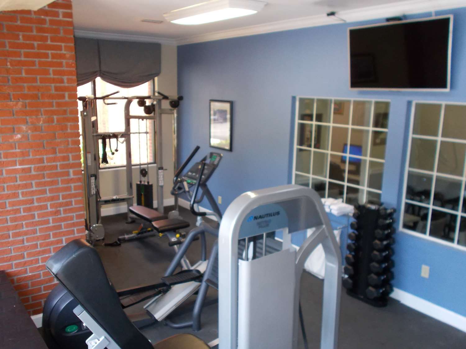 SureStay Plus Hotel by Best Western St Marys Cumberland 20/37