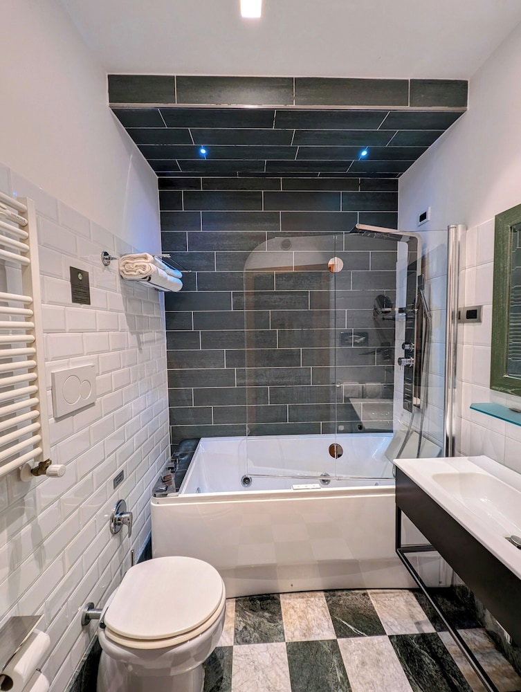 Relais Forus Inn 72/77